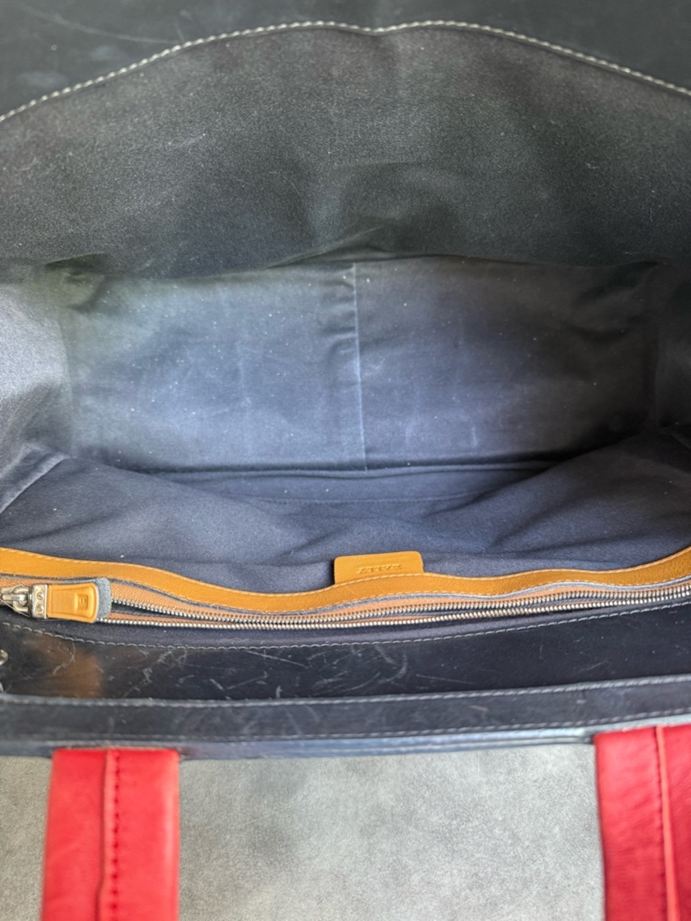 Bally Vintage Black Leather Tote and Shoulder Bag with Red Handles and Strap - Picture 9 of 15